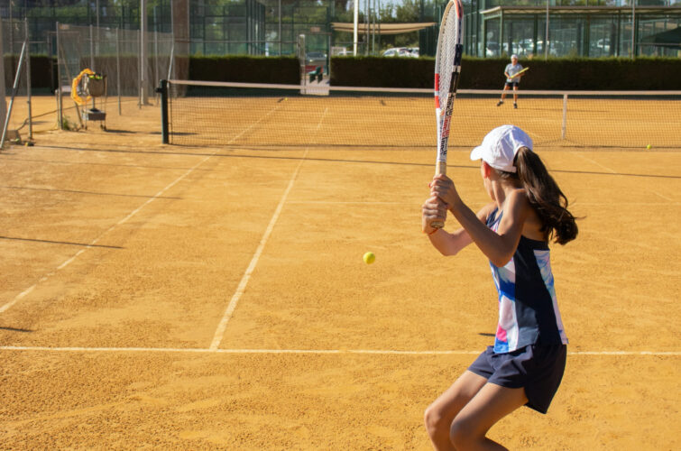 Tenis de competición en Alcalá de Guadaíra